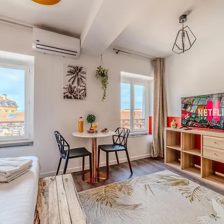 Lys Centre-ville - Clim & Parking